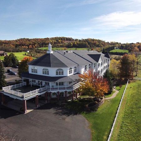 Inn At Amish Door Wilmot Екстер'єр фото